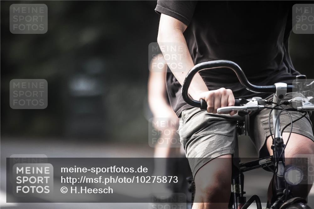 13.09.2026 - Stadtparktriathlon H.Heesch http://msf.ph/oto/10275873 13.09.2026 10:34:52 Radfahren 336, 402, 489 meine-sportfotos.de