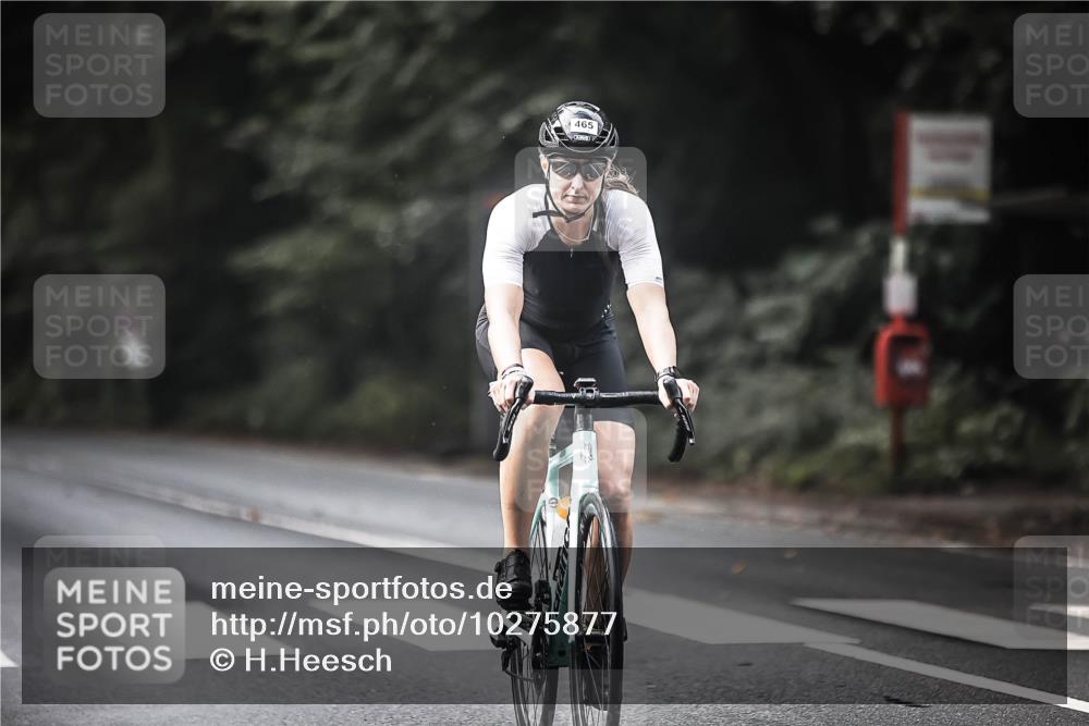 13.09.2026 - Stadtparktriathlon H.Heesch http://msf.ph/oto/10275877 13.09.2026 10:35:01 Radfahren 463, 465 meine-sportfotos.de
