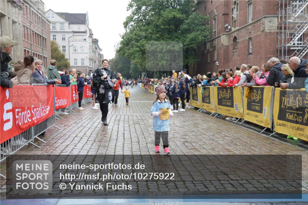13.09.2026 - Kiel Lauf Yannick Fuchs http://msf.ph/oto/10275922 13.09.2026 08:38:59 Ziel 2355, 5216, 2355, 4423, 9149, 10005, 5267, 4423 meine-sportfotos.de