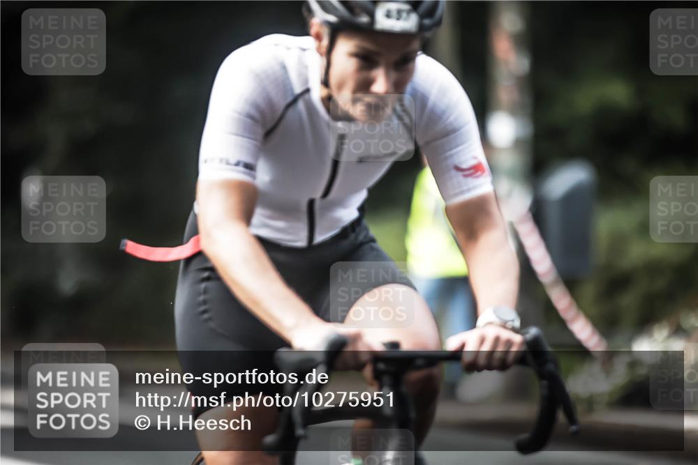 13.09.2026 - Stadtparktriathlon H.Heesch http://msf.ph/oto/10275951 13.09.2026 10:35:19 Radfahren 437, 513 meine-sportfotos.de