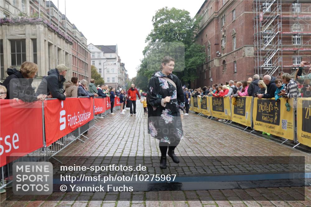 13.09.2026 - Kiel Lauf Yannick Fuchs http://msf.ph/oto/10275967 13.09.2026 08:39:02 Ziel 5216, 2355, 9149, 10005, 5267, 4423 meine-sportfotos.de