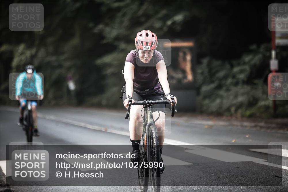 13.09.2026 - Stadtparktriathlon H.Heesch http://msf.ph/oto/10275990 13.09.2026 10:35:30 Radfahren 370, 412, 427 meine-sportfotos.de