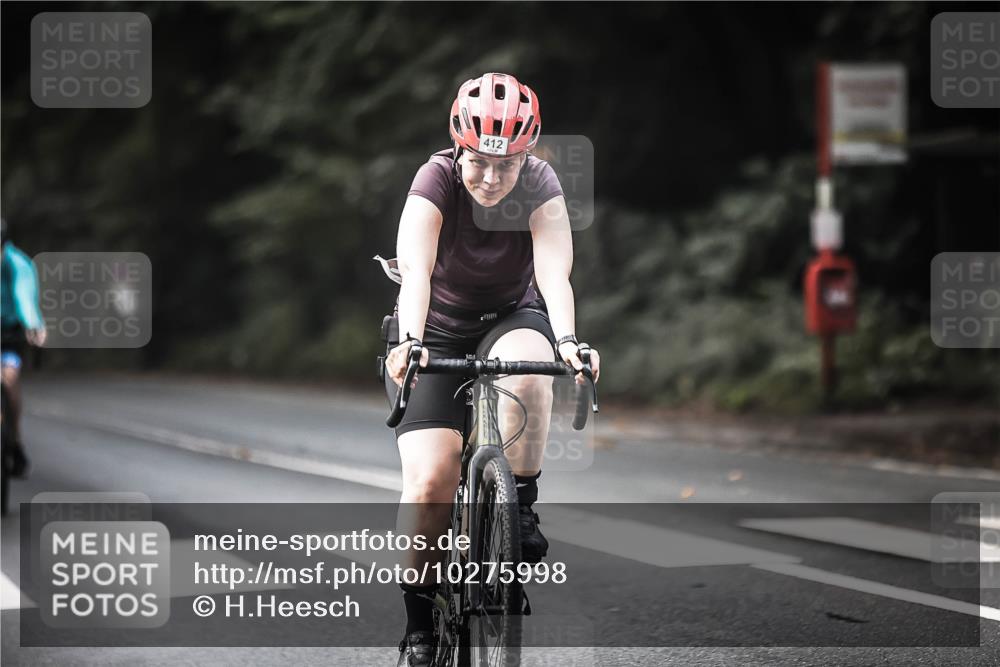 13.09.2026 - Stadtparktriathlon H.Heesch http://msf.ph/oto/10275998 13.09.2026 10:35:30 Radfahren 370, 412, 427 meine-sportfotos.de