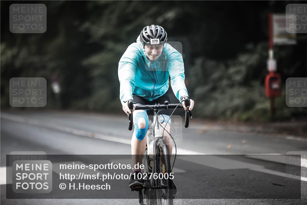 13.09.2026 - Stadtparktriathlon H.Heesch http://msf.ph/oto/10276005 13.09.2026 10:35:32 Radfahren 370, 412, 427 meine-sportfotos.de