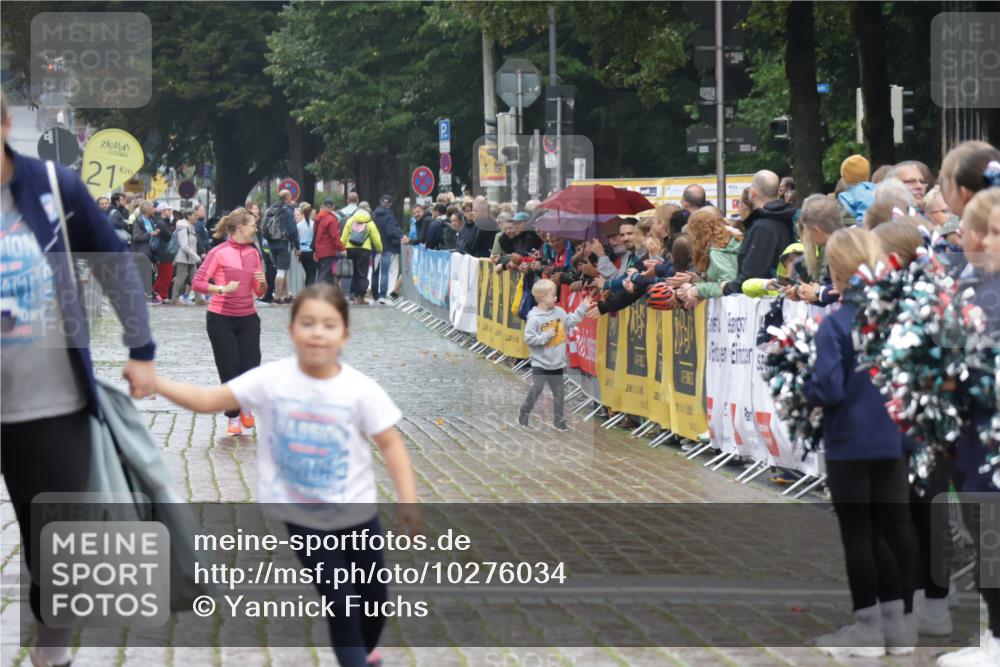 13.09.2026 - Kiel Lauf Yannick Fuchs http://msf.ph/oto/10276034 13.09.2026 08:39:18 Ziel 5267, 2355, 5216, 9149, 4733, 9149 meine-sportfotos.de