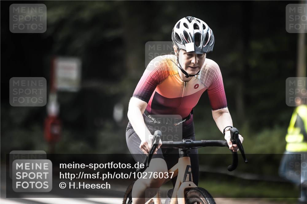 13.09.2026 - Stadtparktriathlon H.Heesch http://msf.ph/oto/10276037 13.09.2026 10:35:43 Radfahren 313, 405, 471 meine-sportfotos.de