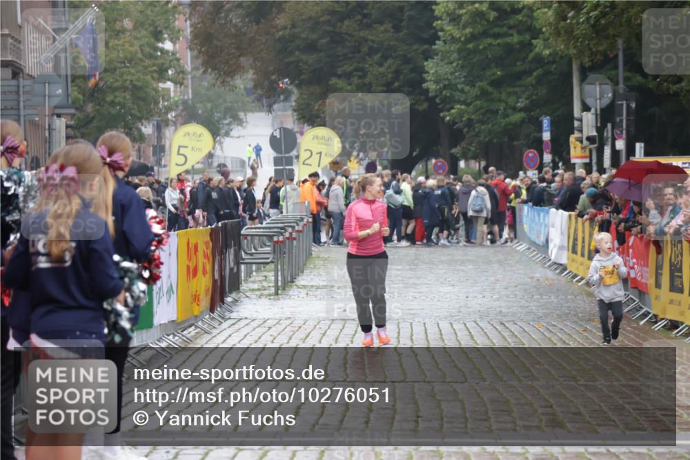 13.09.2026 - Kiel Lauf Yannick Fuchs http://msf.ph/oto/10276051 13.09.2026 08:39:22 Ziel 4733, 5267, 2355, 5216, 2355, 9149 meine-sportfotos.de