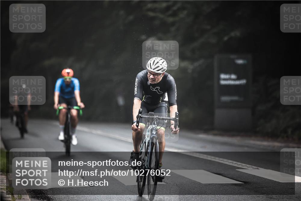 13.09.2026 - Stadtparktriathlon H.Heesch http://msf.ph/oto/10276052 13.09.2026 09:08:21 Radfahren 49, 56, 101, 104, 117, 147, 161, 197 meine-sportfotos.de