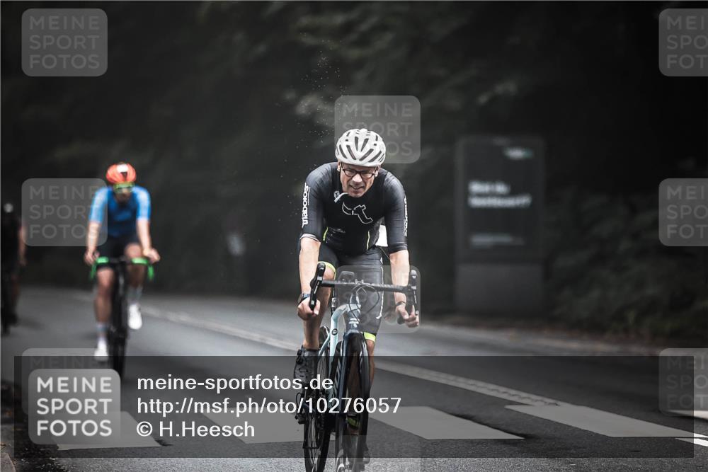 13.09.2026 - Stadtparktriathlon H.Heesch http://msf.ph/oto/10276057 13.09.2026 09:08:21 Radfahren 49, 56, 101, 104, 117, 147, 161, 197 meine-sportfotos.de