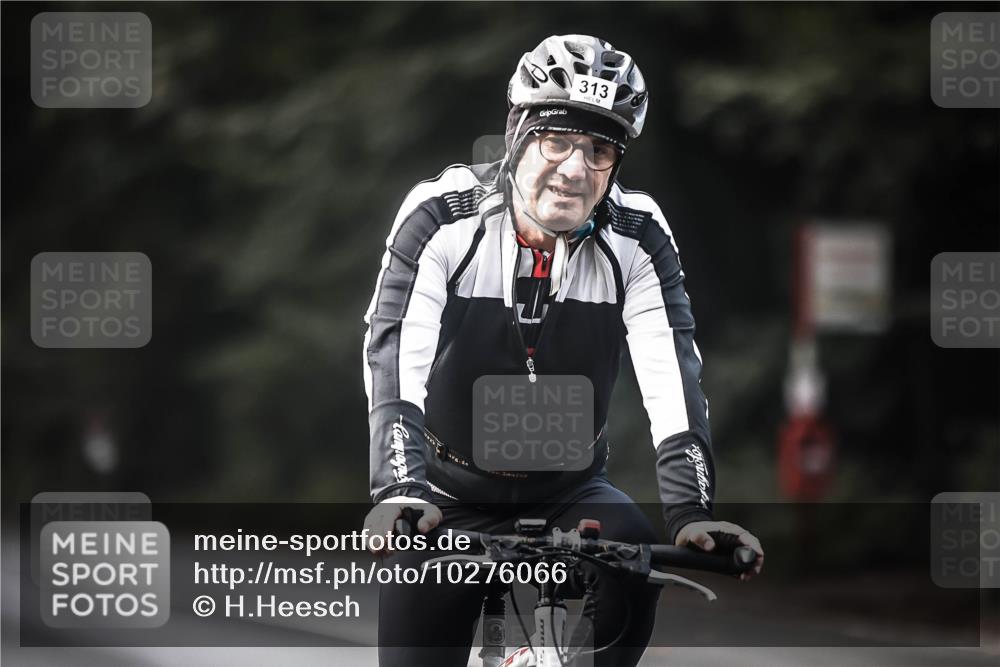 13.09.2026 - Stadtparktriathlon H.Heesch http://msf.ph/oto/10276066 13.09.2026 10:35:49 Radfahren 313, 405, 471 meine-sportfotos.de