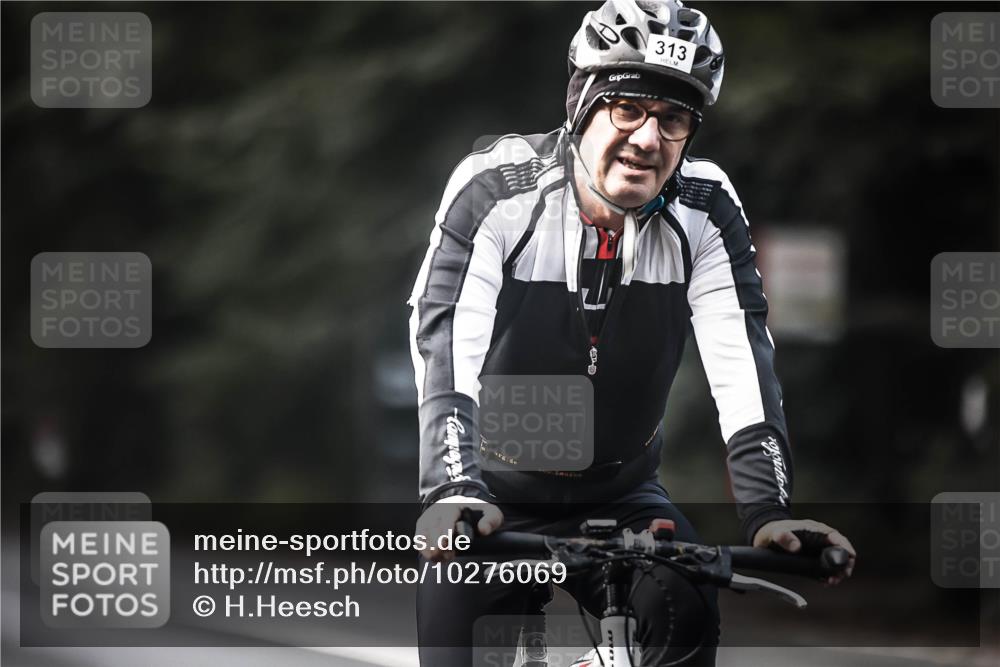 13.09.2026 - Stadtparktriathlon H.Heesch http://msf.ph/oto/10276069 13.09.2026 10:35:50 Radfahren 313, 471 meine-sportfotos.de