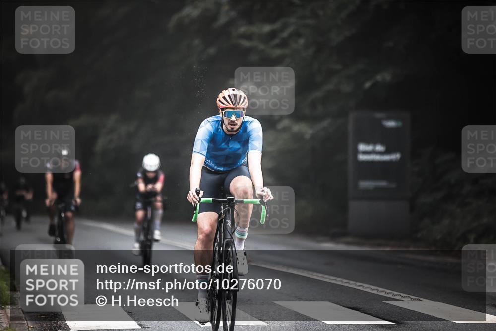 13.09.2026 - Stadtparktriathlon H.Heesch http://msf.ph/oto/10276070 13.09.2026 09:08:22 Radfahren 49, 56, 101, 104, 117, 147, 161, 197 meine-sportfotos.de