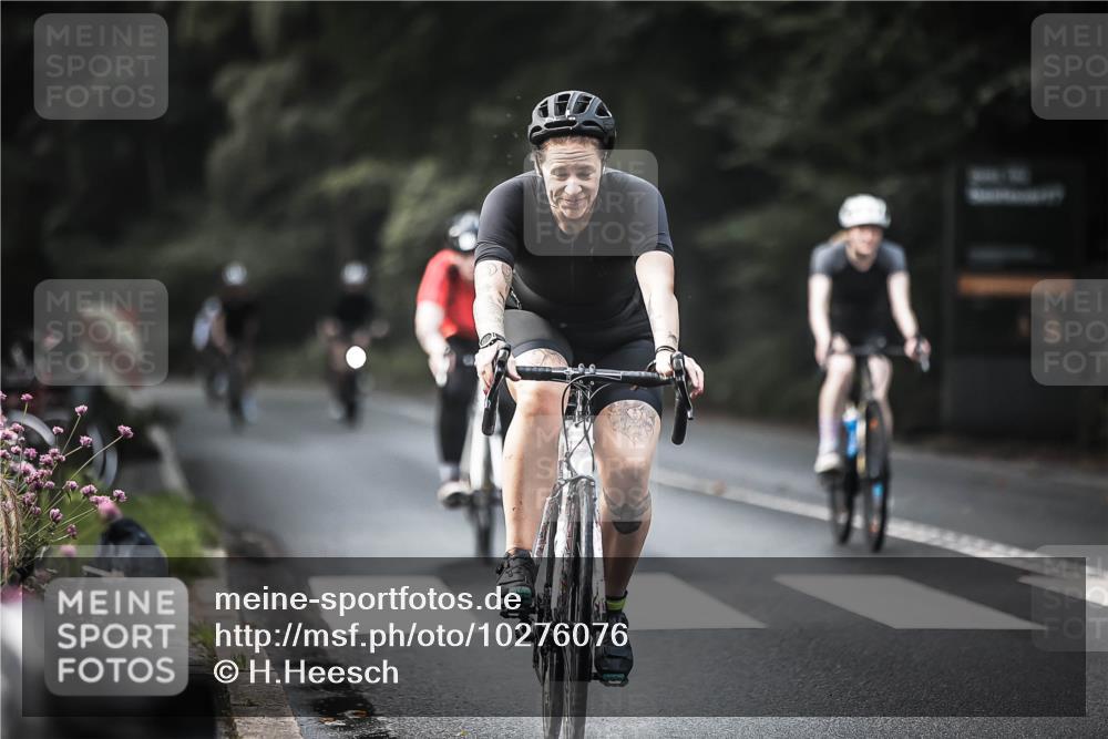 13.09.2026 - Stadtparktriathlon H.Heesch http://msf.ph/oto/10276076 13.09.2026 10:36:00 Radfahren 281, 292, 459 meine-sportfotos.de
