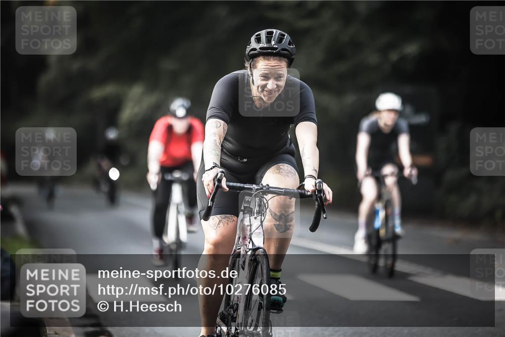 13.09.2026 - Stadtparktriathlon H.Heesch http://msf.ph/oto/10276085 13.09.2026 10:36:00 Radfahren 281, 292, 459 meine-sportfotos.de