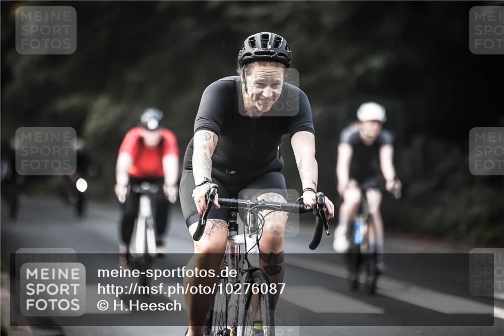 13.09.2026 - Stadtparktriathlon H.Heesch http://msf.ph/oto/10276087 13.09.2026 10:36:00 Radfahren 281, 292, 459 meine-sportfotos.de