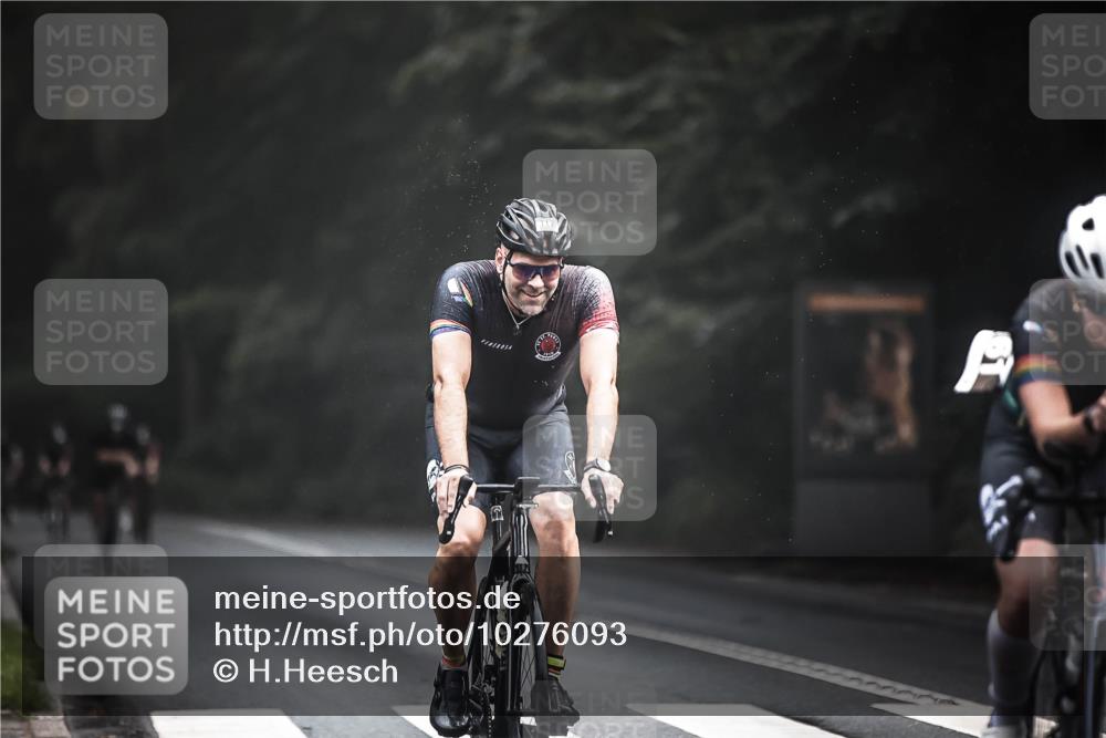 13.09.2026 - Stadtparktriathlon H.Heesch http://msf.ph/oto/10276093 13.09.2026 09:08:25 Radfahren 56, 101, 104, 117, 120, 128, 160, 161, 197 meine-sportfotos.de