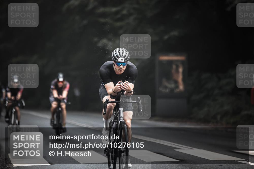 13.09.2026 - Stadtparktriathlon H.Heesch http://msf.ph/oto/10276105 13.09.2026 09:08:29 Radfahren 83, 117, 120, 128, 160, 161 meine-sportfotos.de