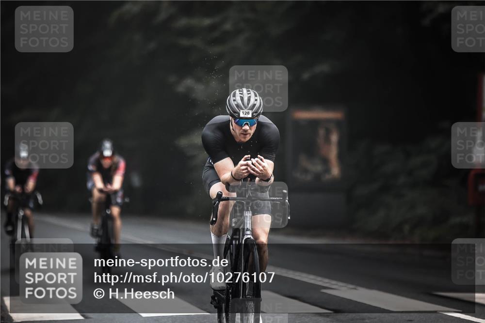 13.09.2026 - Stadtparktriathlon H.Heesch http://msf.ph/oto/10276107 13.09.2026 09:08:29 Radfahren 83, 117, 120, 128, 160, 161 meine-sportfotos.de