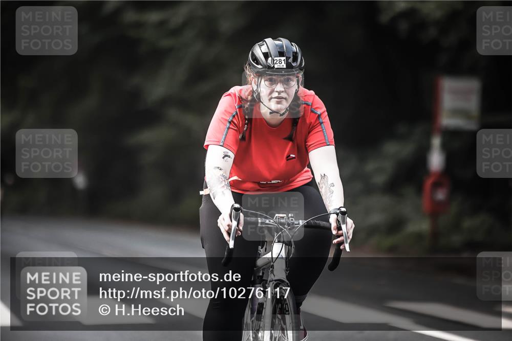 13.09.2026 - Stadtparktriathlon H.Heesch http://msf.ph/oto/10276117 13.09.2026 10:36:02 Radfahren 281, 292, 430, 443, 459 meine-sportfotos.de