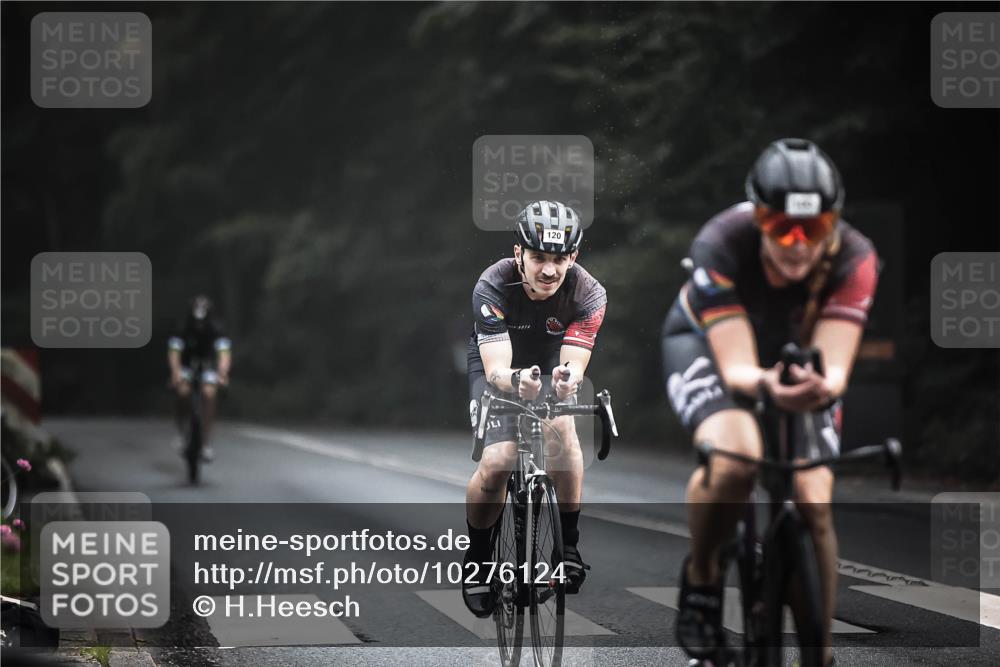 13.09.2026 - Stadtparktriathlon H.Heesch http://msf.ph/oto/10276124 13.09.2026 09:08:31 Radfahren 83, 117, 120, 128, 160 meine-sportfotos.de