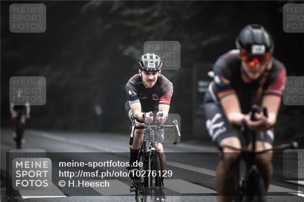 13.09.2026 - Stadtparktriathlon H.Heesch http://msf.ph/oto/10276129 13.09.2026 09:08:31 Radfahren 83, 117, 120, 128, 160 meine-sportfotos.de