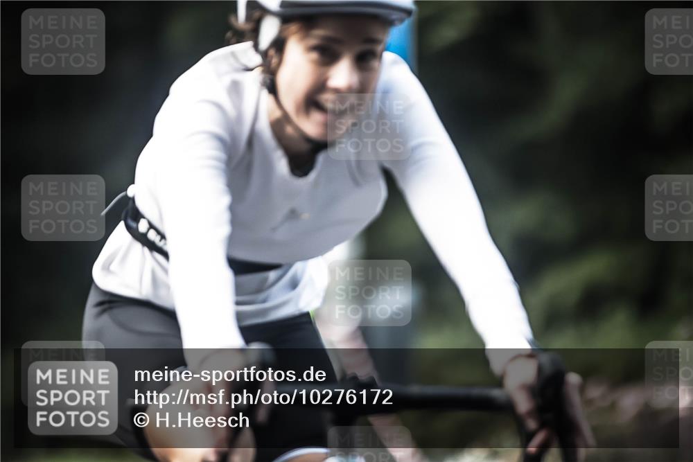 13.09.2026 - Stadtparktriathlon H.Heesch http://msf.ph/oto/10276172 13.09.2026 10:36:11 Radfahren 380, 389, 430, 443, 454, 539 meine-sportfotos.de