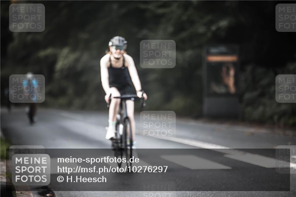 13.09.2026 - Stadtparktriathlon H.Heesch http://msf.ph/oto/10276297 13.09.2026 10:36:36 Radfahren 347, 361, 479, 569 meine-sportfotos.de