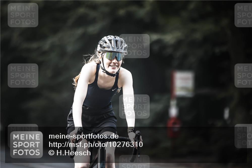 13.09.2026 - Stadtparktriathlon H.Heesch http://msf.ph/oto/10276310 13.09.2026 10:36:37 Radfahren 347, 361, 479, 542, 569 meine-sportfotos.de