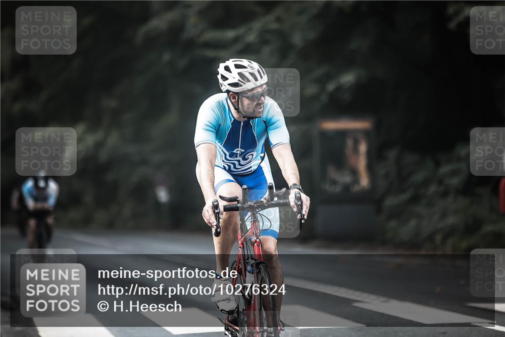 13.09.2026 - Stadtparktriathlon H.Heesch http://msf.ph/oto/10276324 13.09.2026 10:36:41 Radfahren 361, 479, 542, 569 meine-sportfotos.de