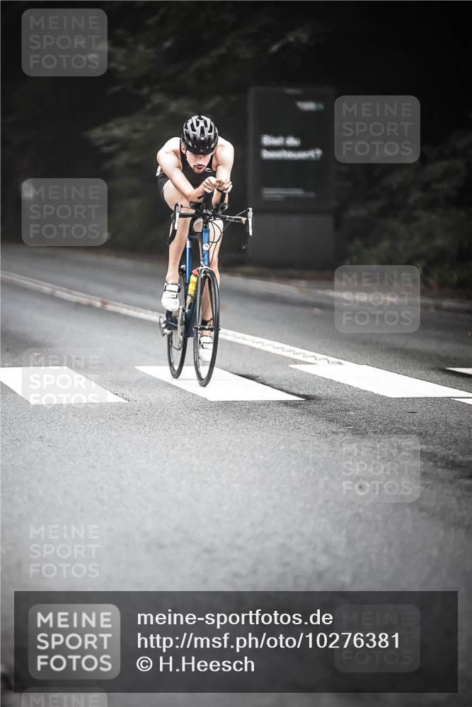 13.09.2026 - Stadtparktriathlon H.Heesch http://msf.ph/oto/10276381 13.09.2026 09:09:30 Radfahren 93, 126, 165, 176, 179, 188, 190, 195, 196 meine-sportfotos.de
