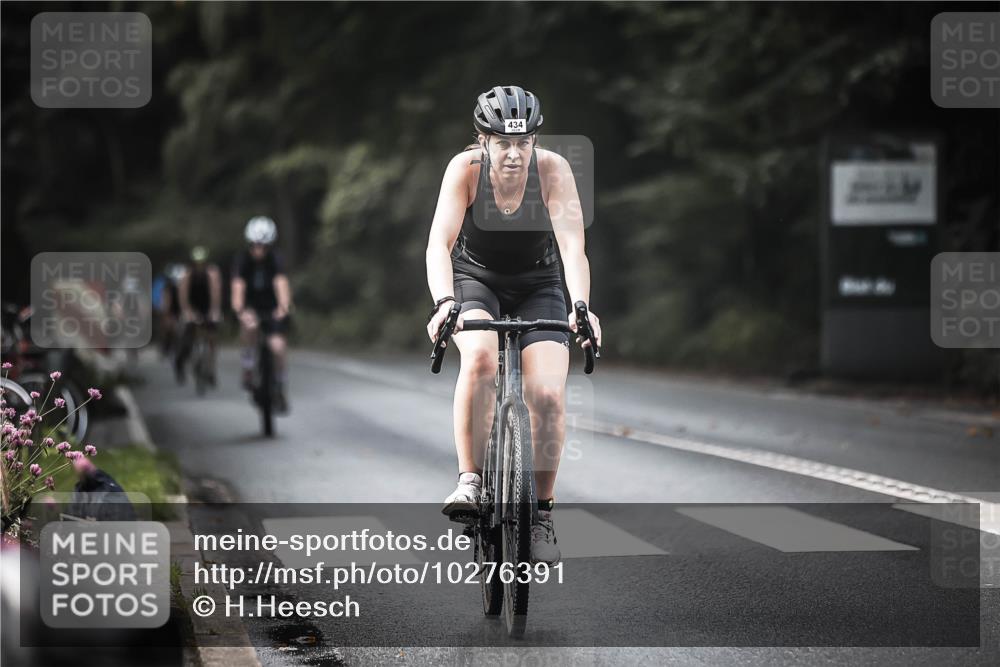 13.09.2026 - Stadtparktriathlon H.Heesch http://msf.ph/oto/10276391 13.09.2026 10:36:49 Radfahren 382, 434, 488, 528, 542, 575 meine-sportfotos.de