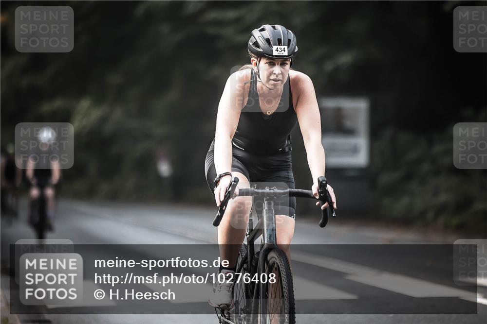 13.09.2026 - Stadtparktriathlon H.Heesch http://msf.ph/oto/10276408 13.09.2026 10:36:50 Radfahren 382, 434, 488, 528, 575 meine-sportfotos.de