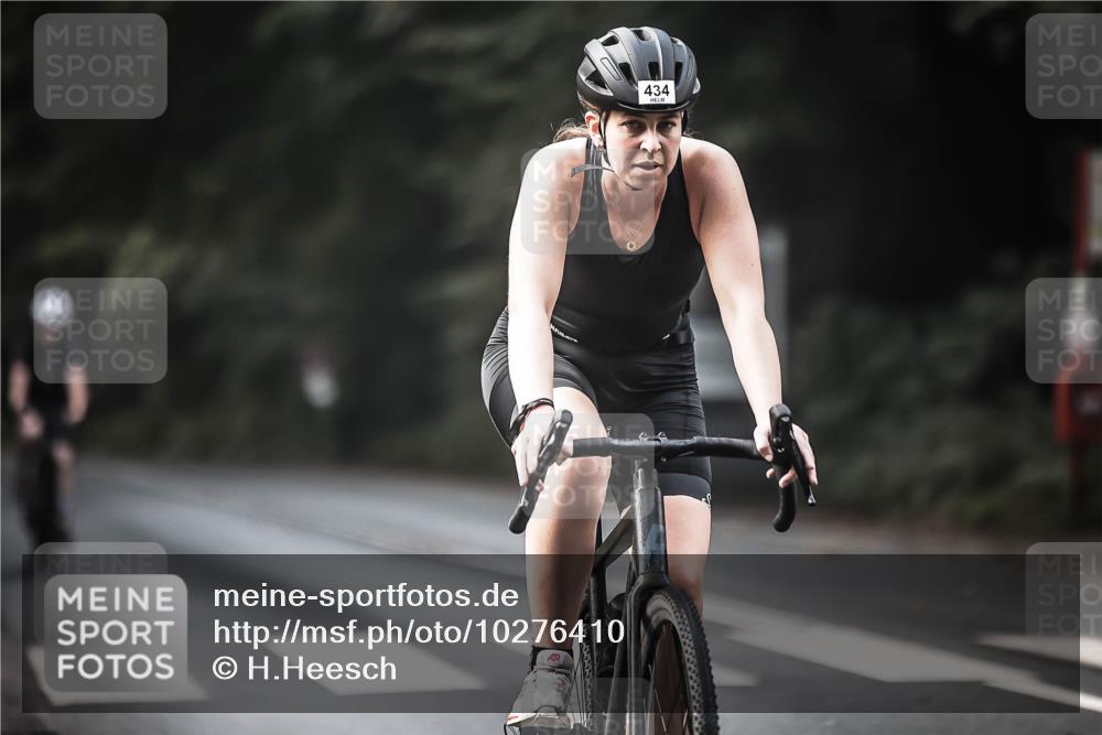 13.09.2026 - Stadtparktriathlon H.Heesch http://msf.ph/oto/10276410 13.09.2026 10:36:50 Radfahren 382, 434, 488, 528, 575 meine-sportfotos.de