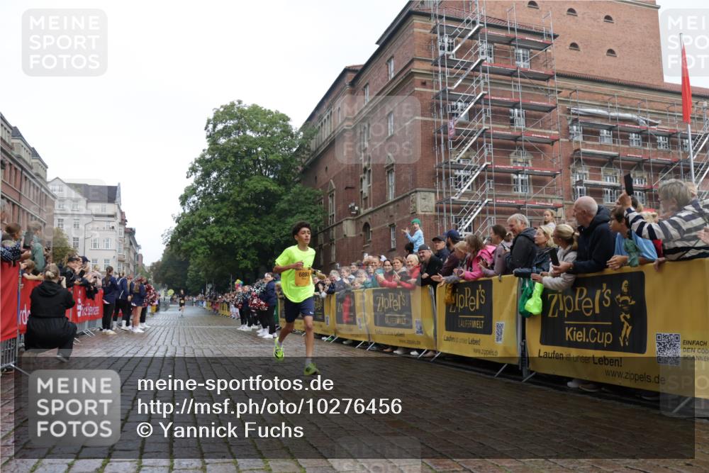 13.09.2026 - Kiel Lauf Yannick Fuchs http://msf.ph/oto/10276456 13.09.2026 08:49:22 Ziel 135, 6891 meine-sportfotos.de