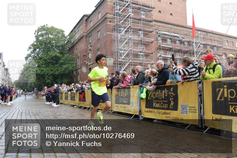 13.09.2026 - Kiel Lauf Yannick Fuchs http://msf.ph/oto/10276469 13.09.2026 08:49:23 Ziel 135, 6891 meine-sportfotos.de