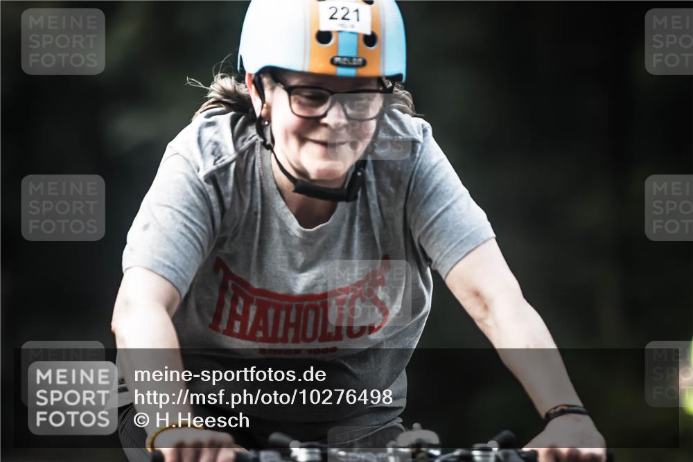 13.09.2026 - Stadtparktriathlon H.Heesch http://msf.ph/oto/10276498 13.09.2026 10:37:04 Radfahren 221, 345, 414, 480 meine-sportfotos.de