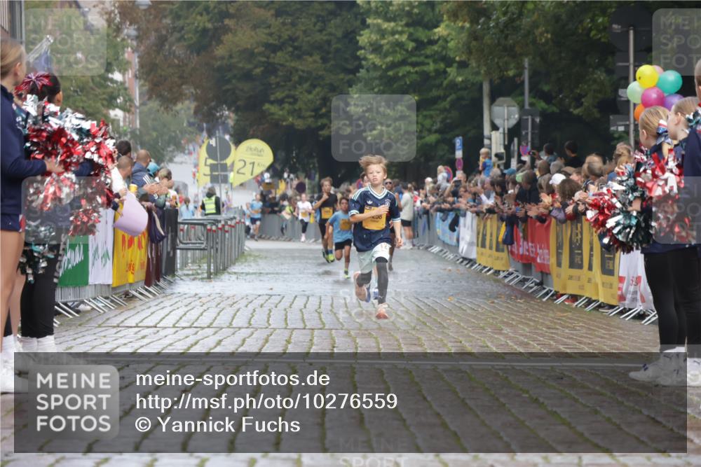 13.09.2026 - Kiel Lauf Yannick Fuchs http://msf.ph/oto/10276559 13.09.2026 08:49:37 Ziel 135, 6891, 10319 meine-sportfotos.de