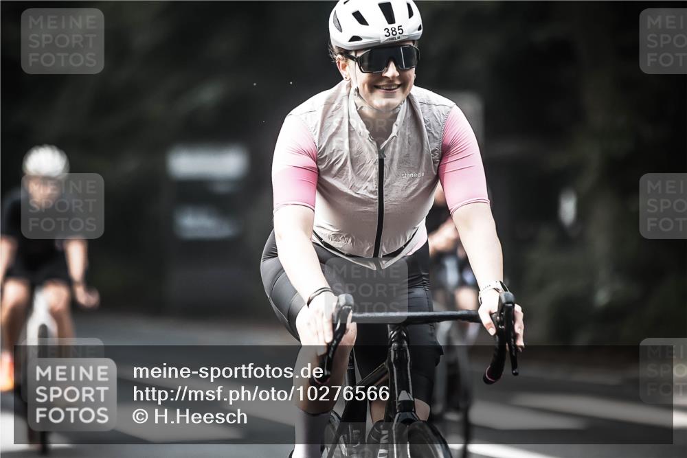 13.09.2026 - Stadtparktriathlon H.Heesch http://msf.ph/oto/10276566 13.09.2026 10:37:17 Radfahren 354, 377, 385, 394, 398, 406, 419, 433, 452, 460, 499, 536, 544, 568, 582 meine-sportfotos.de