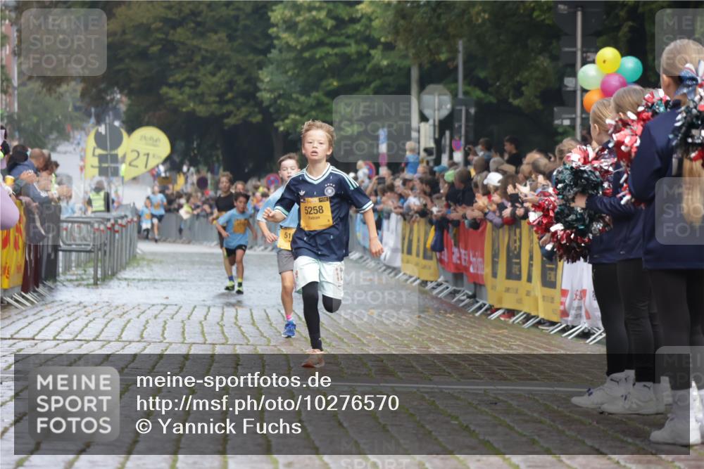 13.09.2026 - Kiel Lauf Yannick Fuchs http://msf.ph/oto/10276570 13.09.2026 08:49:39 Ziel 135, 6891, 10319 meine-sportfotos.de