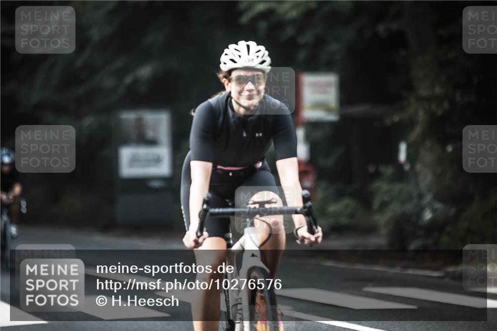 13.09.2026 - Stadtparktriathlon H.Heesch http://msf.ph/oto/10276576 13.09.2026 10:37:18 Radfahren 377, 385, 394, 398, 406, 419, 433, 452, 460, 499, 536, 544, 568, 582 meine-sportfotos.de