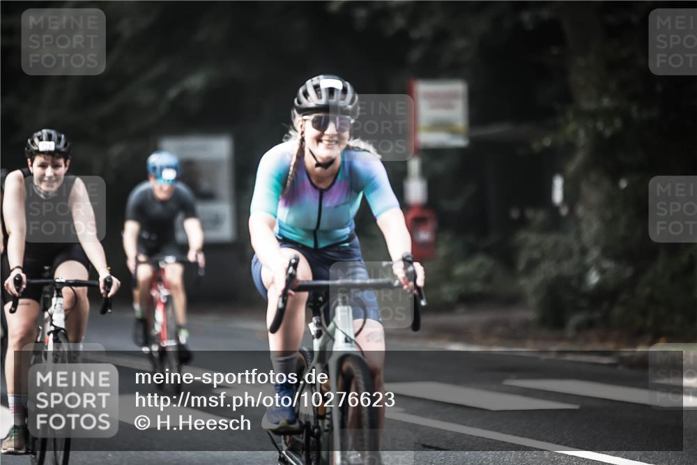 13.09.2026 - Stadtparktriathlon H.Heesch http://msf.ph/oto/10276623 13.09.2026 10:37:21 Radfahren 372, 377, 385, 394, 398, 419, 433, 452, 460, 499, 536, 544, 568, 582 meine-sportfotos.de