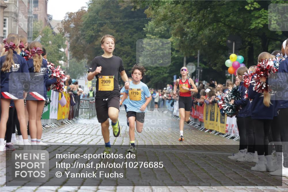 13.09.2026 - Kiel Lauf Yannick Fuchs http://msf.ph/oto/10276685 13.09.2026 08:49:47 Ziel 135, 6891, 10319, 2909, 5168, 5258 meine-sportfotos.de