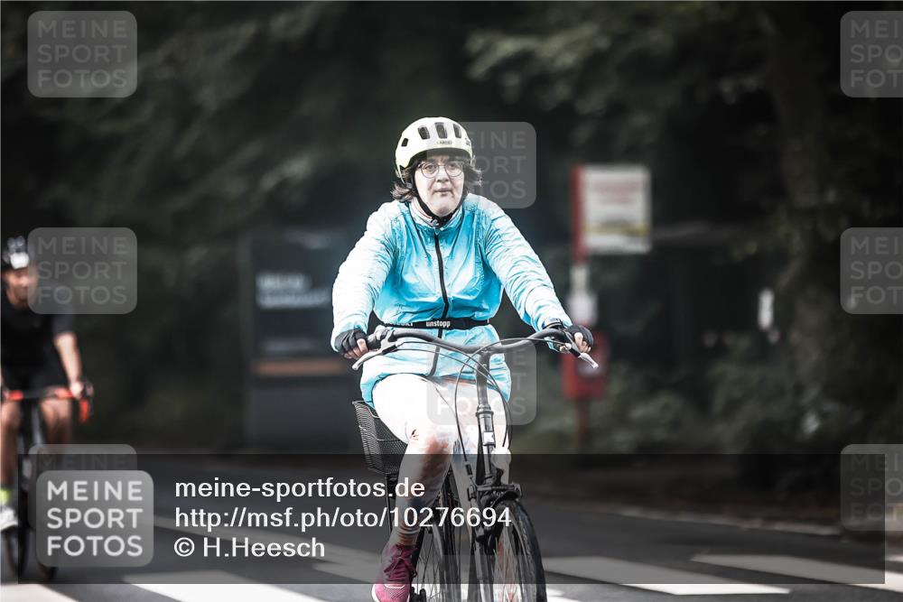 13.09.2026 - Stadtparktriathlon H.Heesch http://msf.ph/oto/10276694 13.09.2026 10:37:30 Radfahren 343, 372, 429, 494, 529 meine-sportfotos.de
