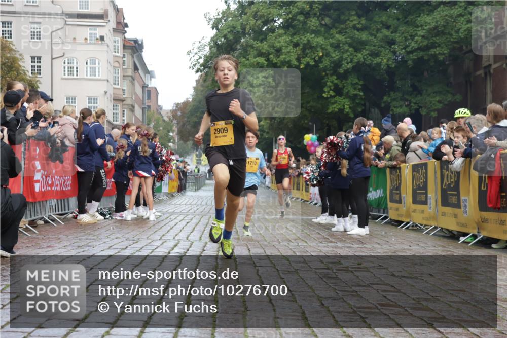 13.09.2026 - Kiel Lauf Yannick Fuchs http://msf.ph/oto/10276700 13.09.2026 08:49:49 Ziel 6891, 10319, 135, 1710, 2909, 5168, 5258 meine-sportfotos.de