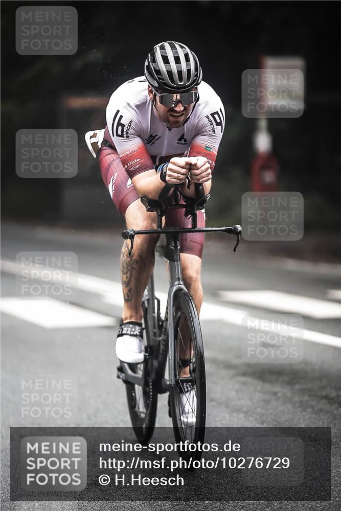 13.09.2026 - Stadtparktriathlon H.Heesch http://msf.ph/oto/10276729 13.09.2026 09:10:19 Radfahren 8, 127, 174 meine-sportfotos.de