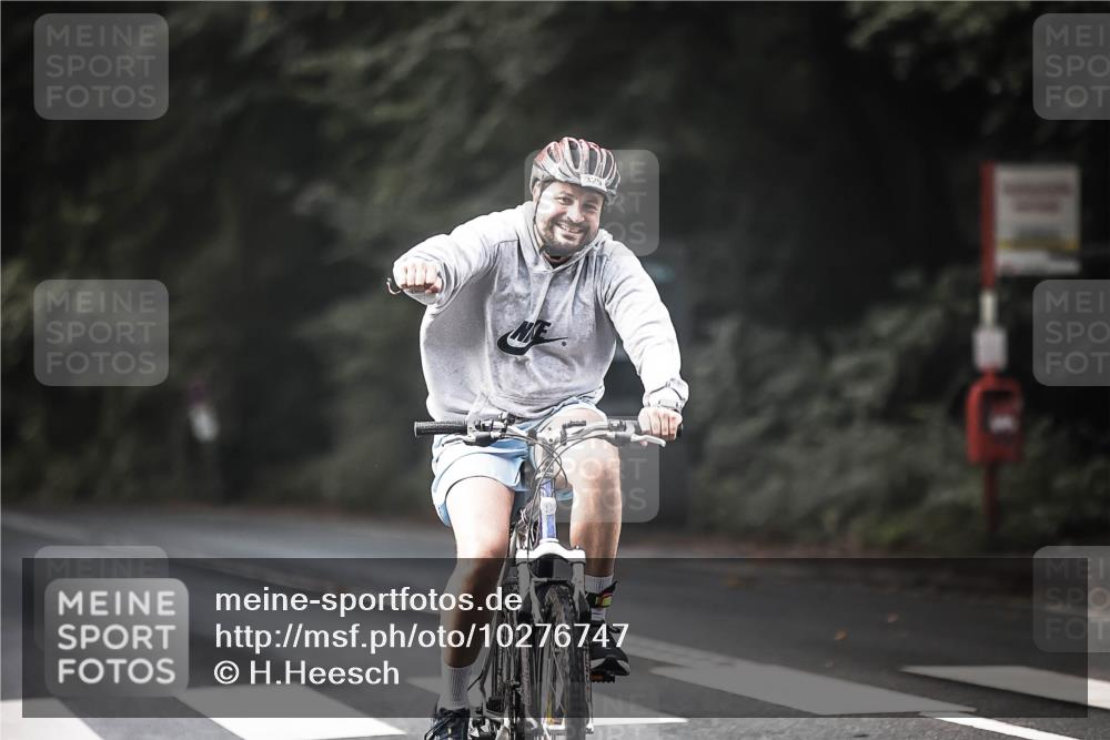 13.09.2026 - Stadtparktriathlon H.Heesch http://msf.ph/oto/10276747 13.09.2026 10:37:41 Radfahren 278, 329, 381, 432, 540 meine-sportfotos.de