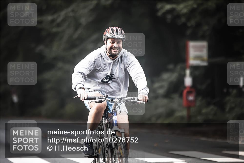 13.09.2026 - Stadtparktriathlon H.Heesch http://msf.ph/oto/10276752 13.09.2026 10:37:42 Radfahren 278, 329, 381, 432, 540 meine-sportfotos.de