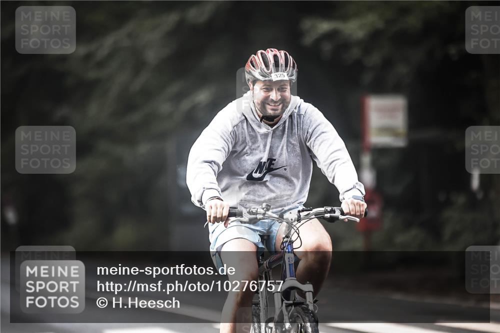 13.09.2026 - Stadtparktriathlon H.Heesch http://msf.ph/oto/10276757 13.09.2026 10:37:42 Radfahren 278, 329, 381, 432, 540 meine-sportfotos.de