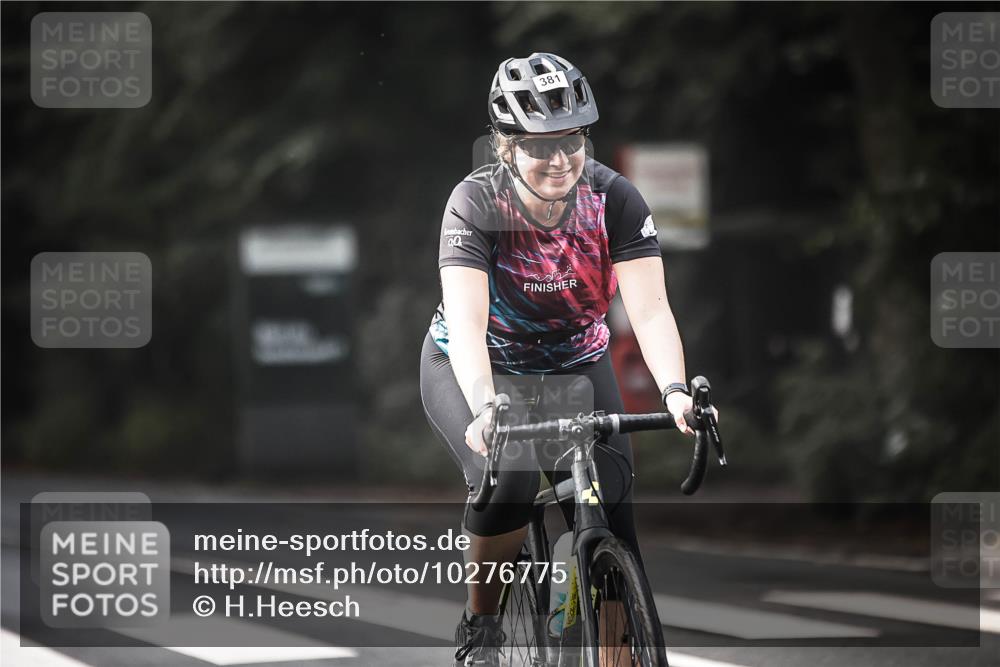 13.09.2026 - Stadtparktriathlon H.Heesch http://msf.ph/oto/10276775 13.09.2026 10:37:45 Radfahren 278, 329, 381, 420, 491 meine-sportfotos.de