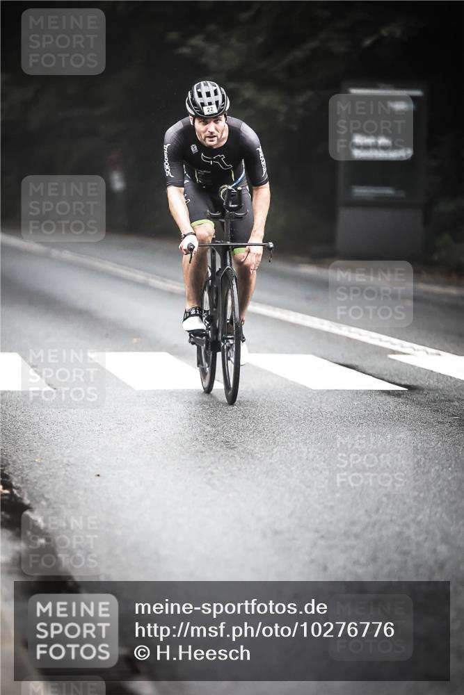 13.09.2026 - Stadtparktriathlon H.Heesch http://msf.ph/oto/10276776 13.09.2026 09:10:28 Radfahren 8, 22, 35, 174 meine-sportfotos.de
